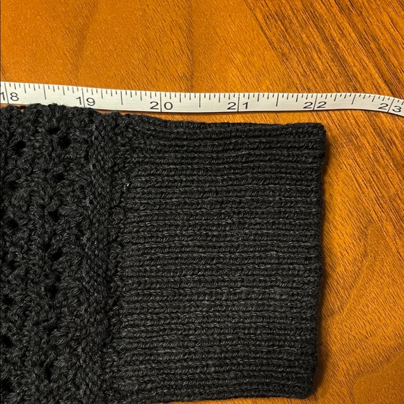 Banana Republic Women’s Open-Knit Cotton/Linen Black Crewneck Sweater Small NWT - Picture 4 of 6